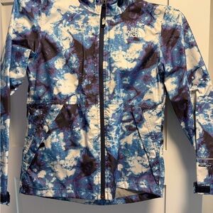 The North Face Kids Blue and Purple Patterned Raincoat